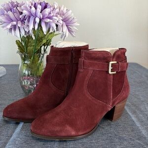 NWT Women’s Size 6.5, 8.5, and 10 Diba Sleek Burgundy Booties